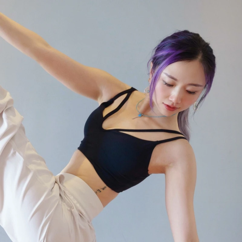 FAYYOGA软糯裸感舒适深V双肩带瑜伽上衣背心