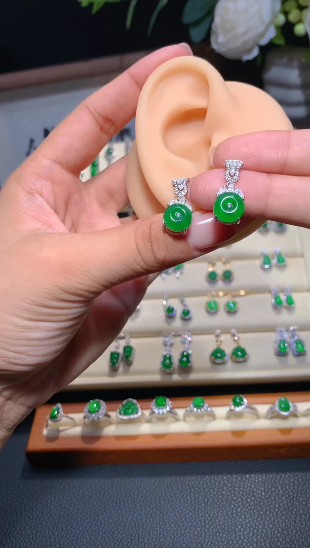 【闪购商品】翡翠耳饰银S925镶嵌耳坠多样性