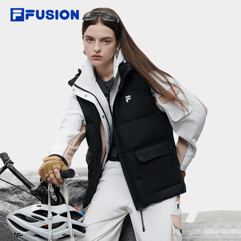 FILA FUSION斐乐羽绒服马甲女装冬季防风保暖运动外套T11W341903F