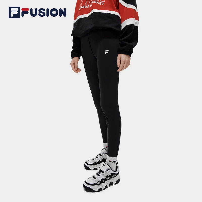 FILA FUSION鲨鱼裤穿搭弹力百搭针织打底裤休闲瑜伽裤T11W315610F