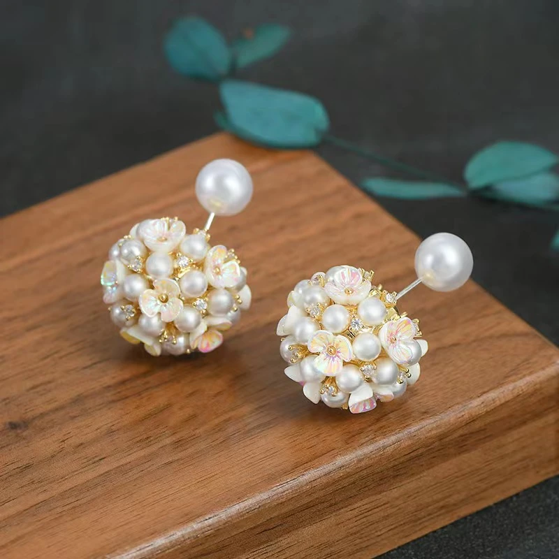 酪黎 铜合金贝壳耳饰 轻奢花球耳钉925银贝壳花簇精致两戴气质