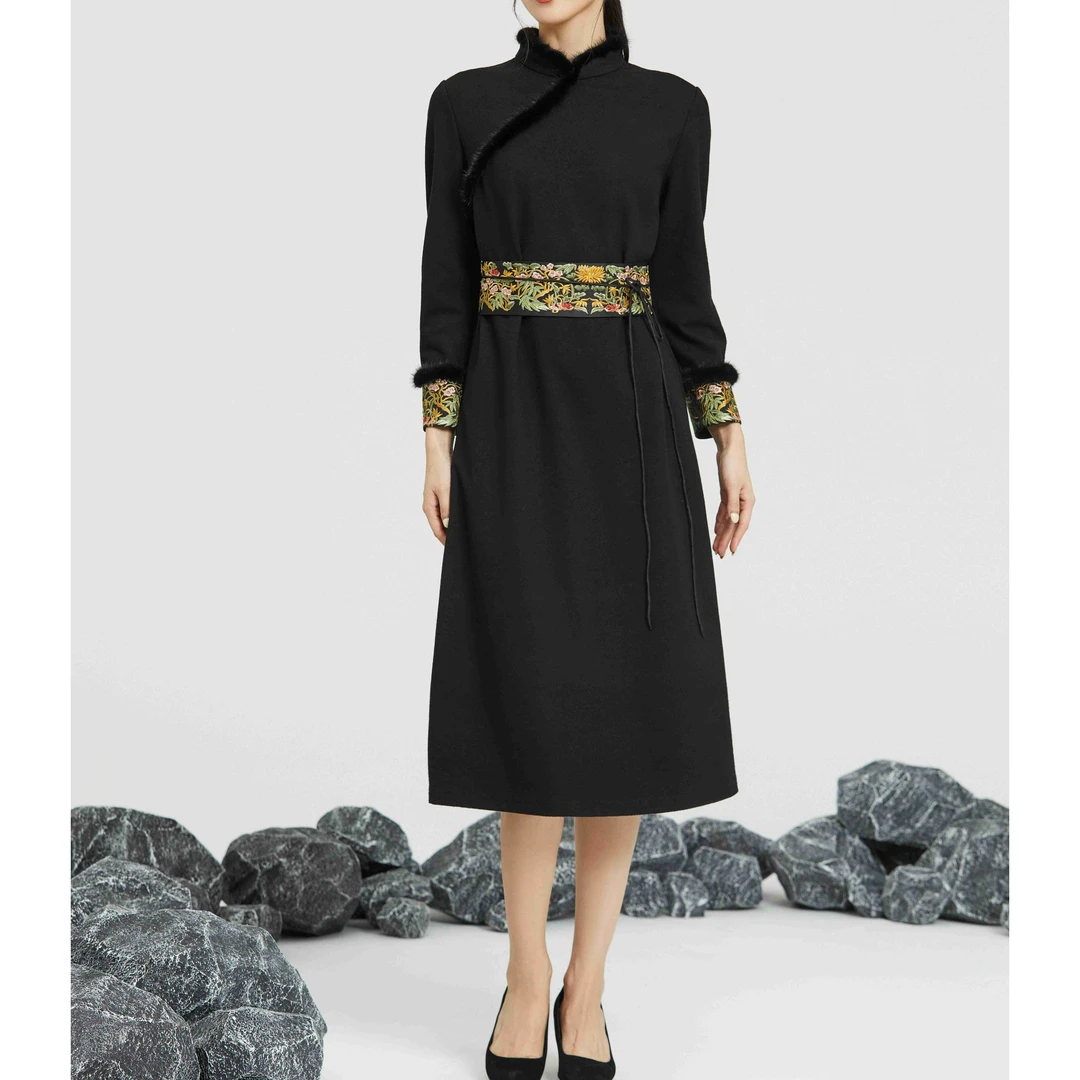 【南桥初语】重工刺绣绣花优雅连衣裙A字显瘦女装