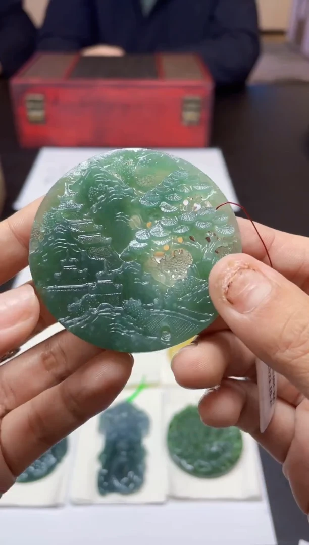 【闪购商品】定制翡翠未镶嵌娣-龙141220562