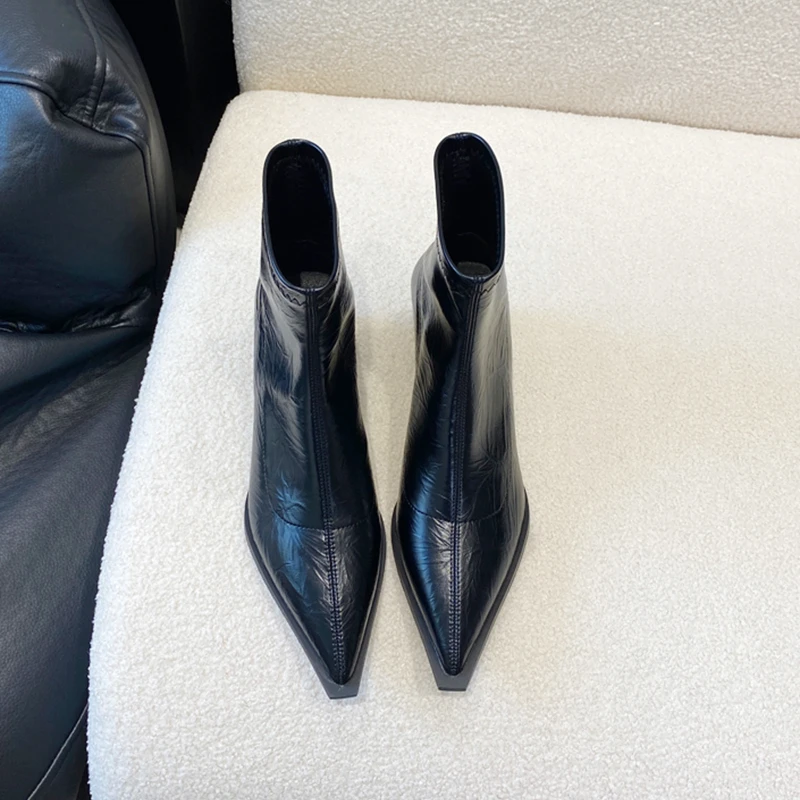 法式尖头短靴女靴子2025年秋冬新款粗跟弹力瘦瘦靴显瘦时装靴