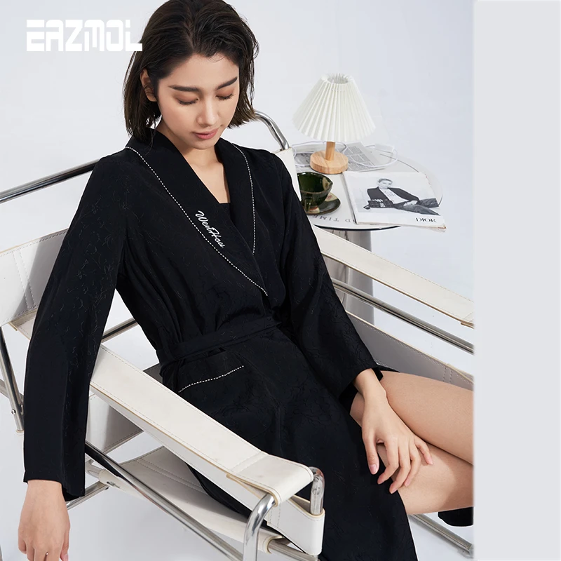 2025春夏款睡衣三件套女士吊带睡袍长裤套装休闲气质家居服可外穿