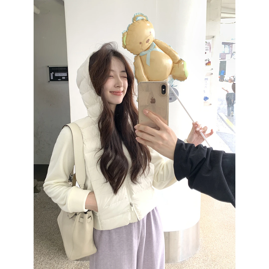 夏诗文ABOUT POEM 可溯源安心90白鸭绒连帽羽绒服女