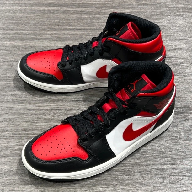 40.5码/NIKE AIRJORDAN1MID黑红配色 中帮篮球鞋