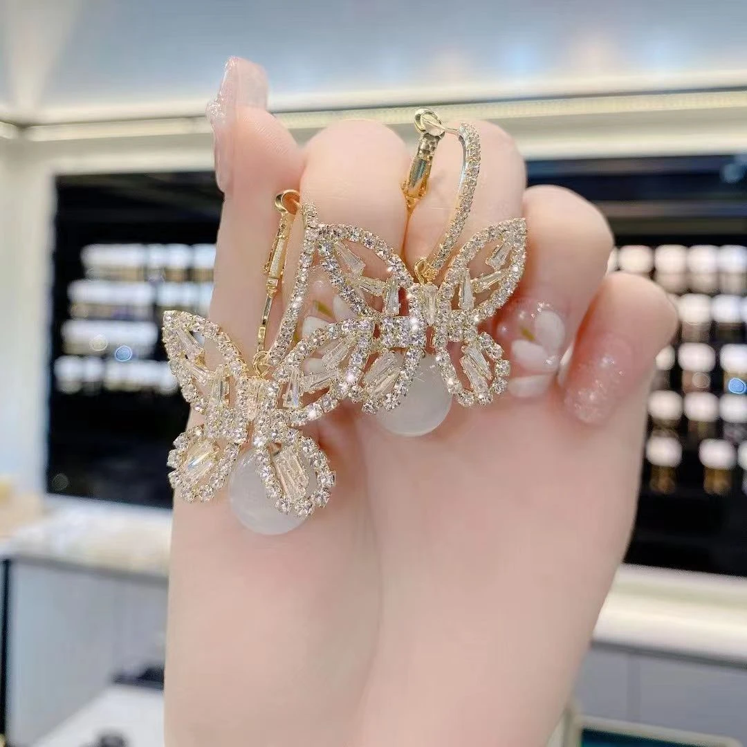 铜合金耳饰 气质时尚百搭小众优雅精美轻奢设计感蝴蝶结耳环G21