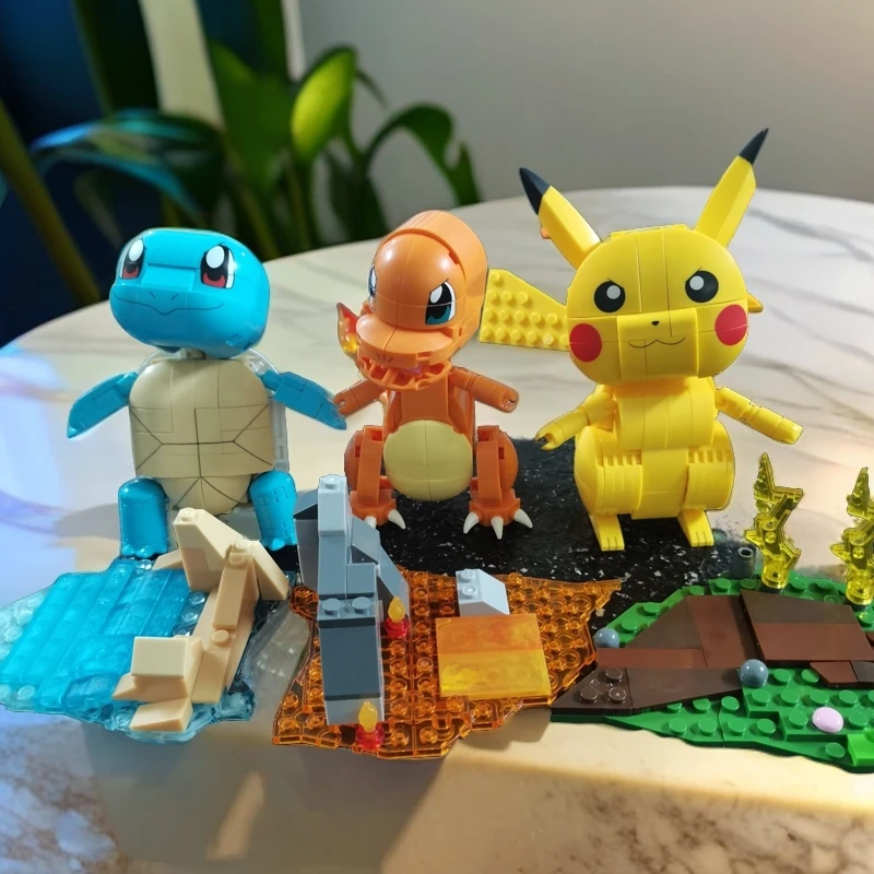 潮玩宝可梦拼装玩具男孩神奇宝贝皮卡丘喷火龙水箭龟宝可梦积木