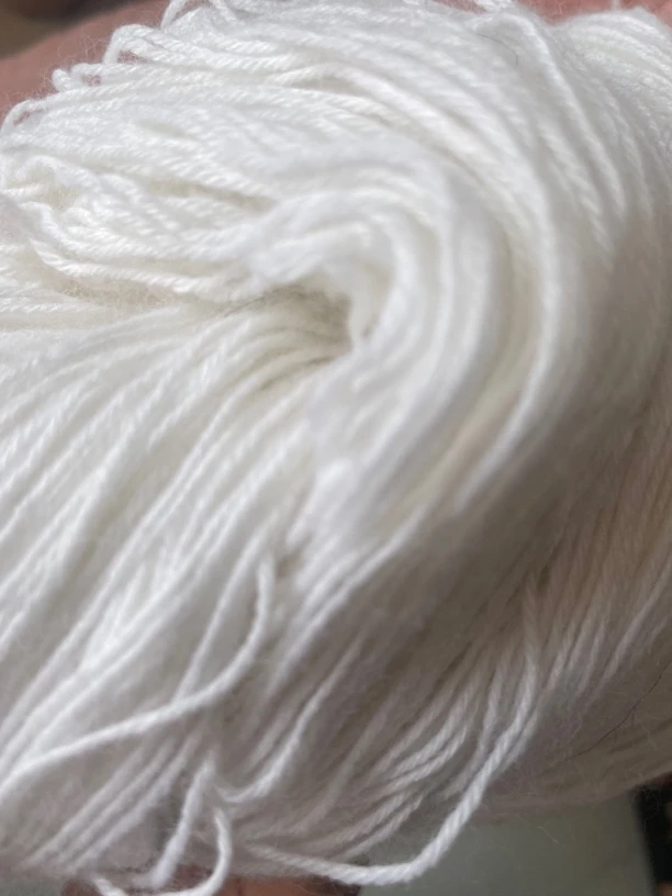帚尾黛貂手工貂绒线半斤一把只有白色
