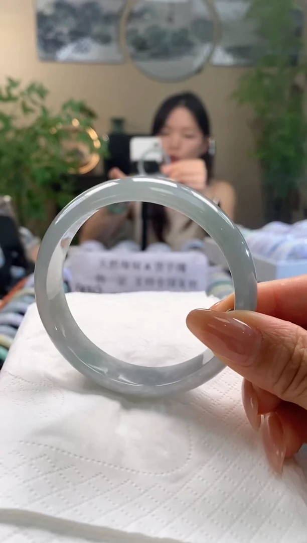 【闪购商品】翡翠手镯未镶嵌翡翠手镯