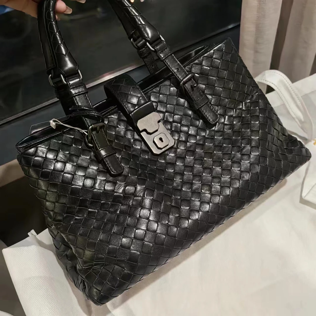 95新 BOTTEGA VENETA/葆蝶家 黑色编织罗马包