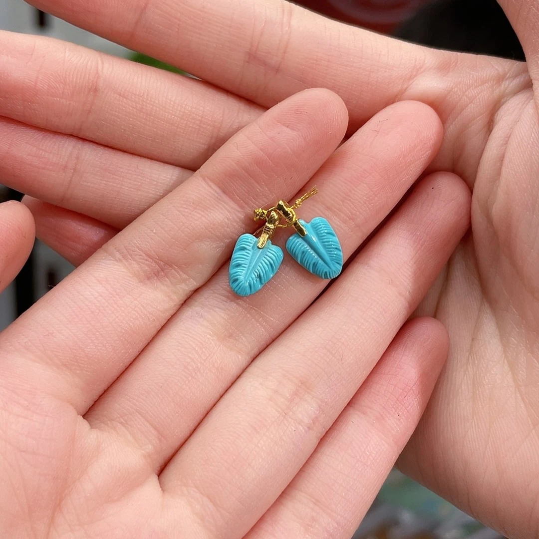 绿松石珠宝奇石18K金镶嵌