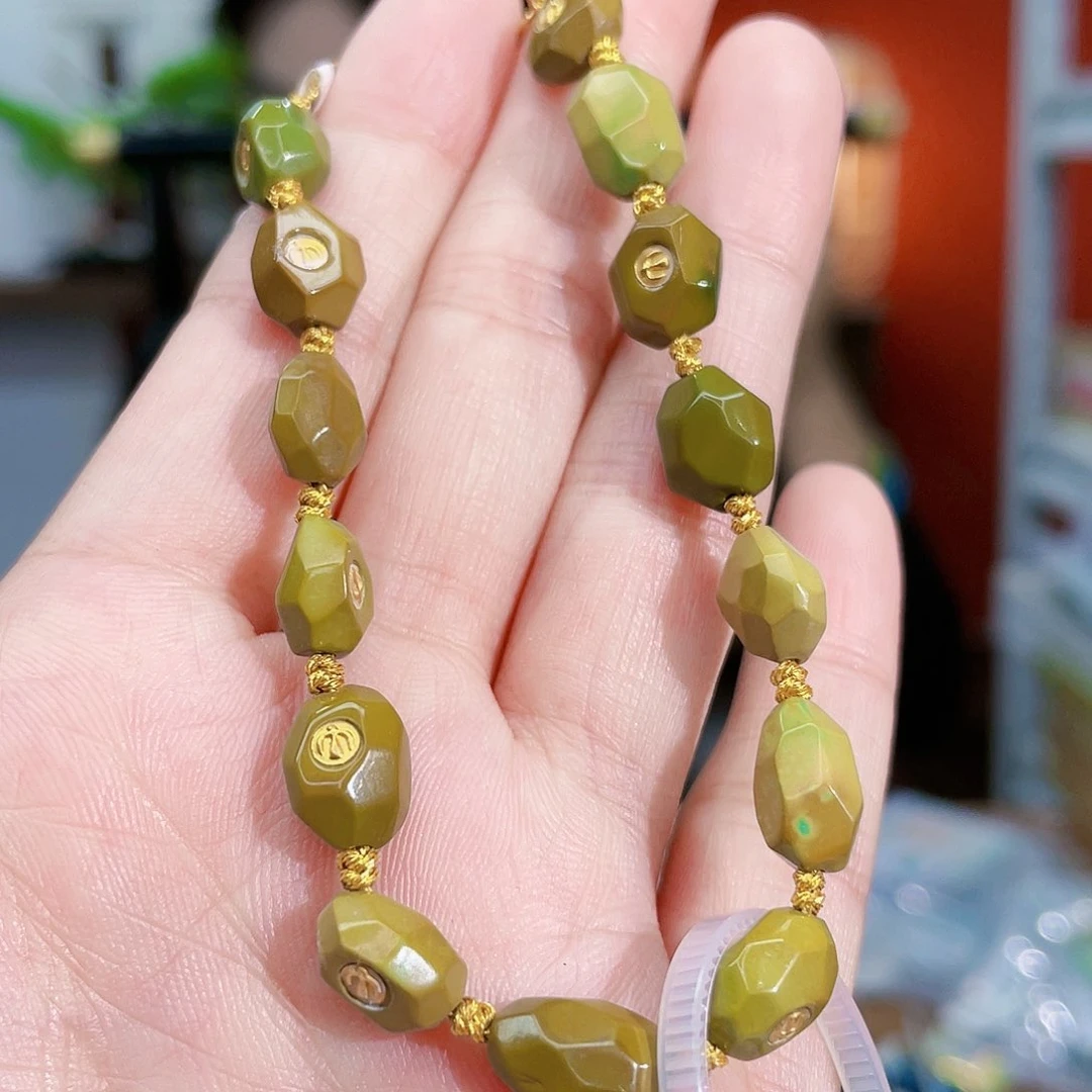 绿松石珠宝奇石18K金镶嵌