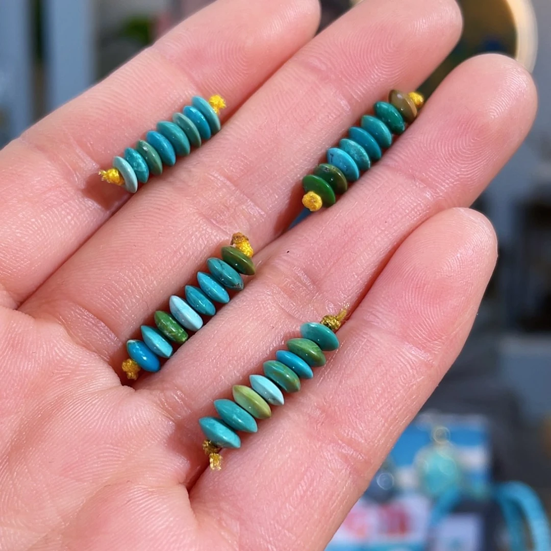 【闪购商品】绿松石珠宝奇石未镶嵌发一件，多样性发货