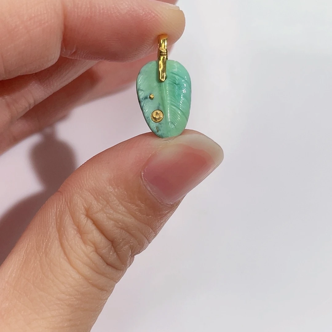 绿松石珠宝奇石18K金镶嵌