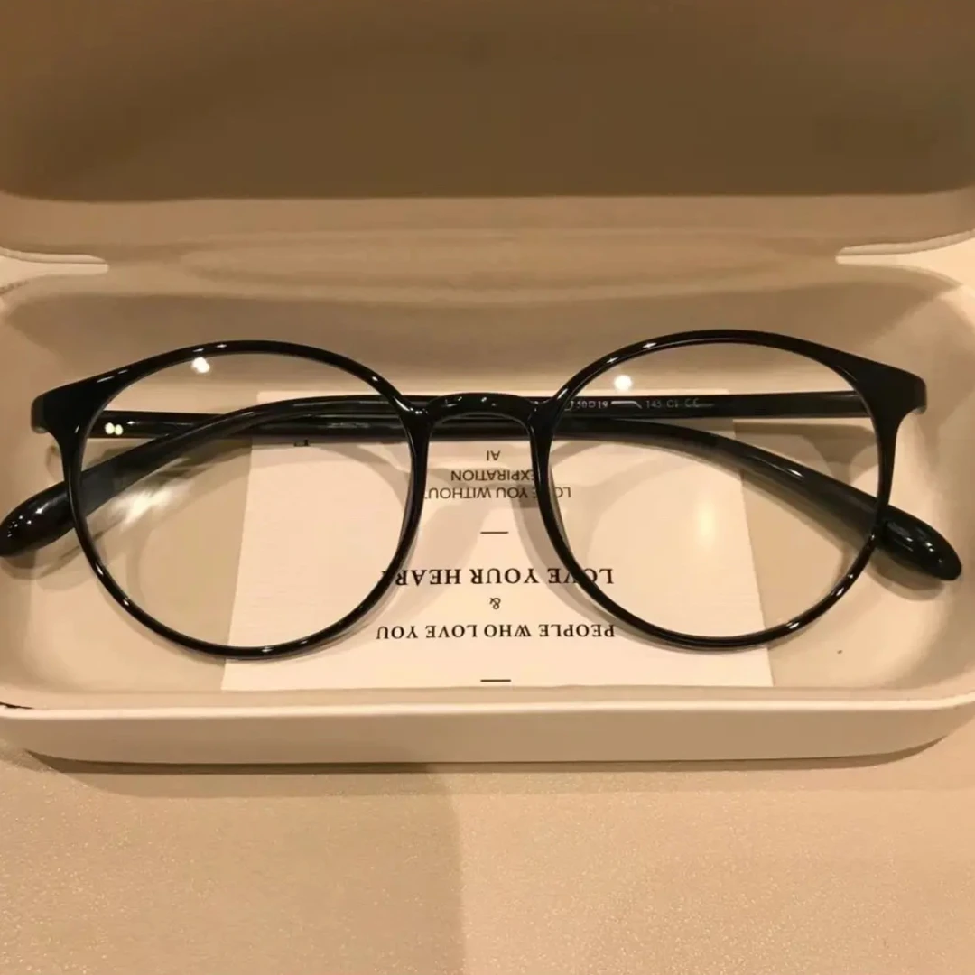 时尚树脂超轻高清老花眼镜圆形简约镜片清晰