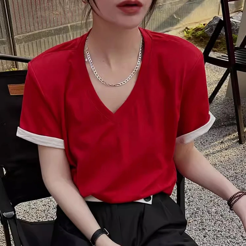 2024新款夏季小众漂亮洋气上衣时尚网红宽松红色正肩v领短袖t恤女