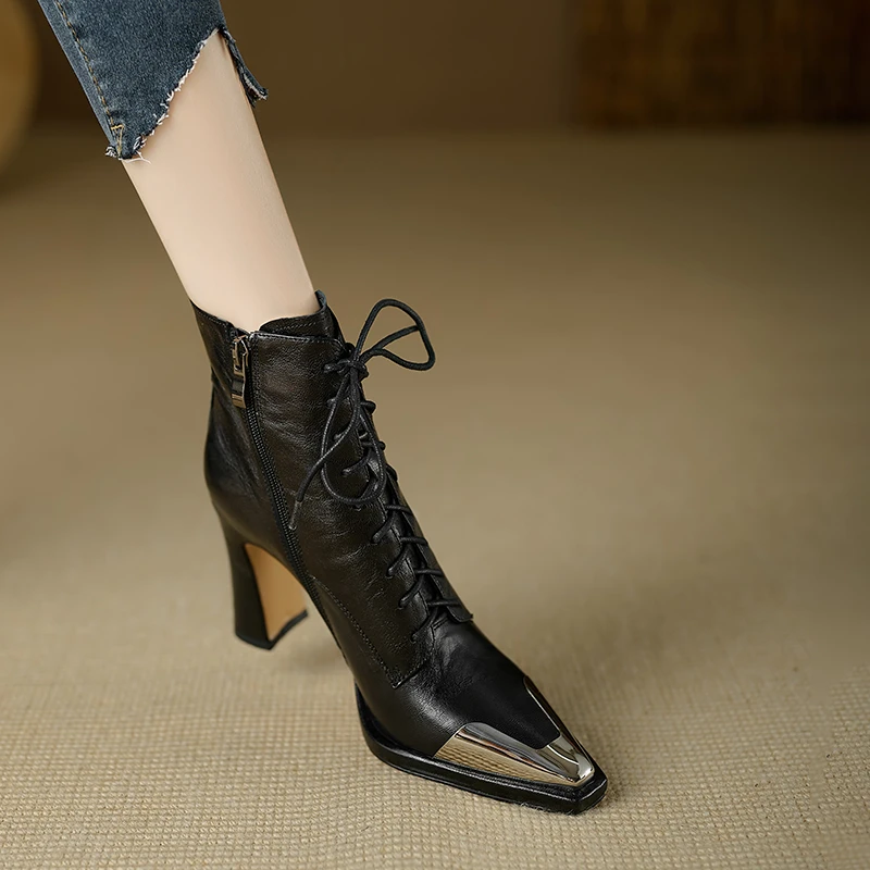 小个子手工女鞋8cm~气质防水台系带短靴女秋冬新款粗跟尖头马丁靴