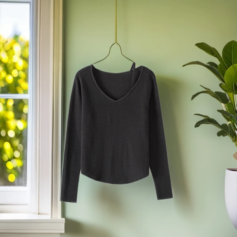 【鲁云年】1314秋冬新品绵羊毛V领针织打底衫百搭小众气质