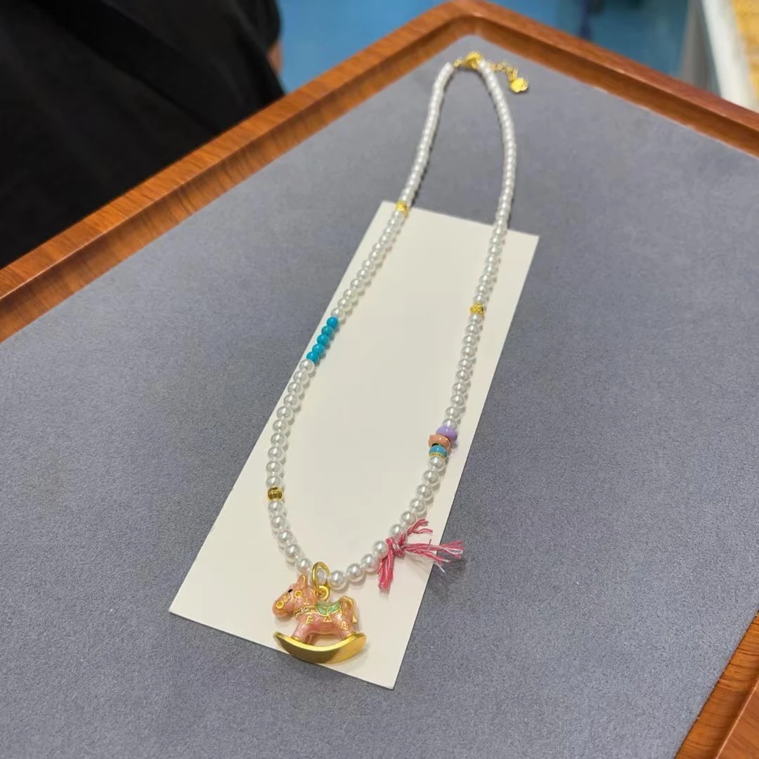 合金吊坠 小众设计多巴胺色彩珐琅彩木马吊坠项链饰品