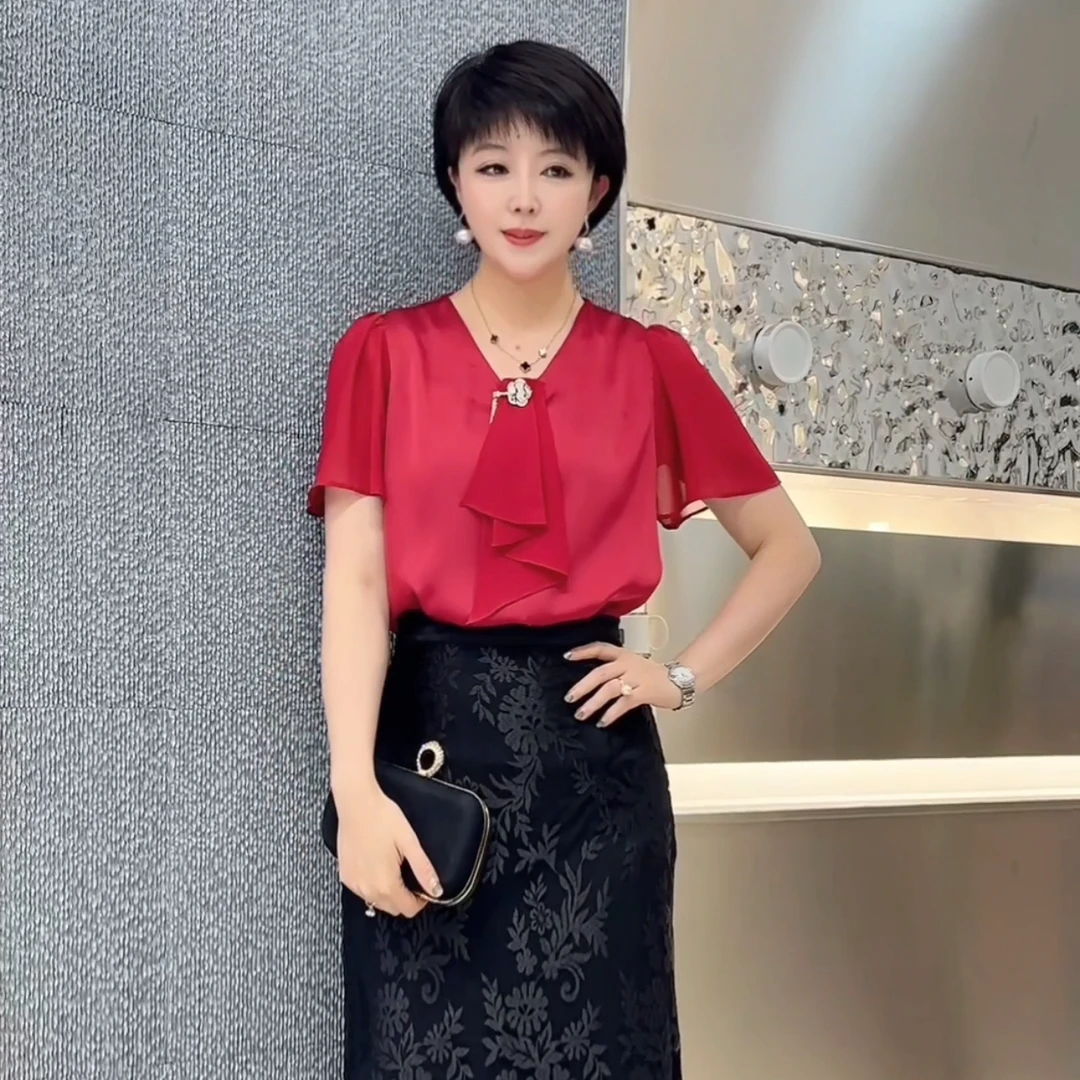 丝滑质感V领醋酸领结上衣