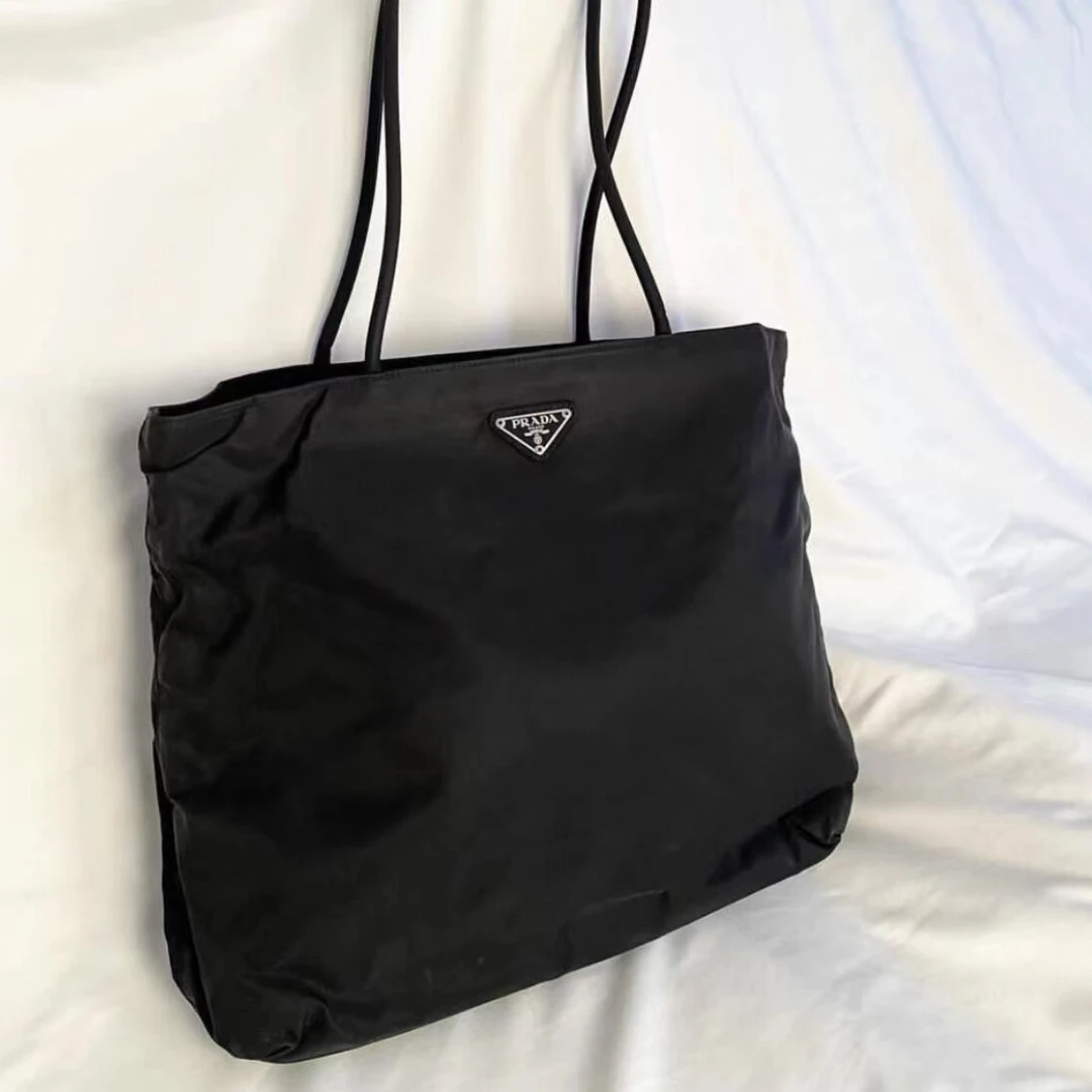 95新 Prada/普拉达 坚诚/prada正标长肩带包/3399