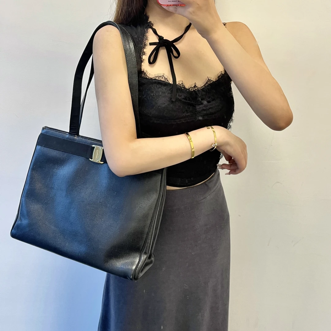 95新 FERRAGAMO/菲拉格慕 坚诚奢品/菲拉格慕单肩包/11010/1999