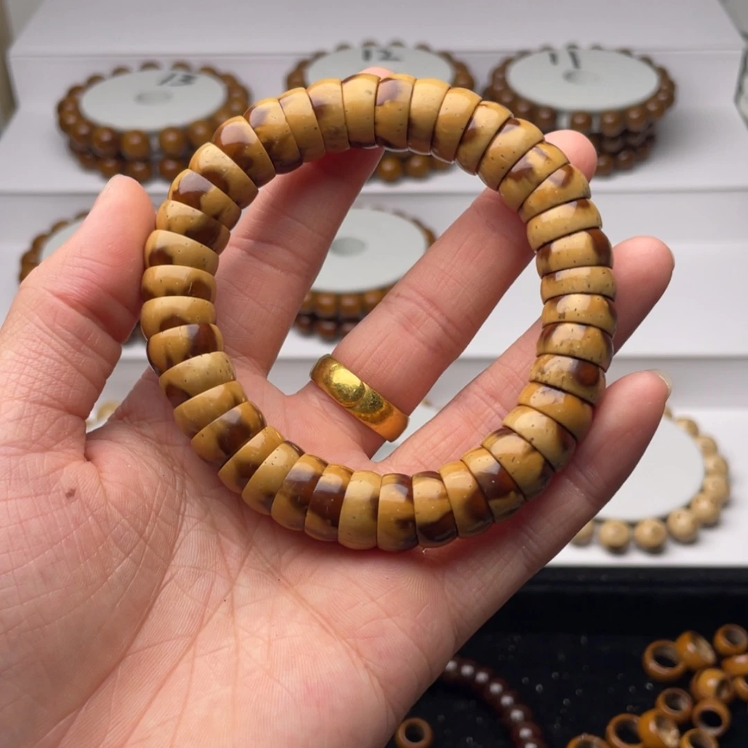 【闪购商品】紫金鼠手串74