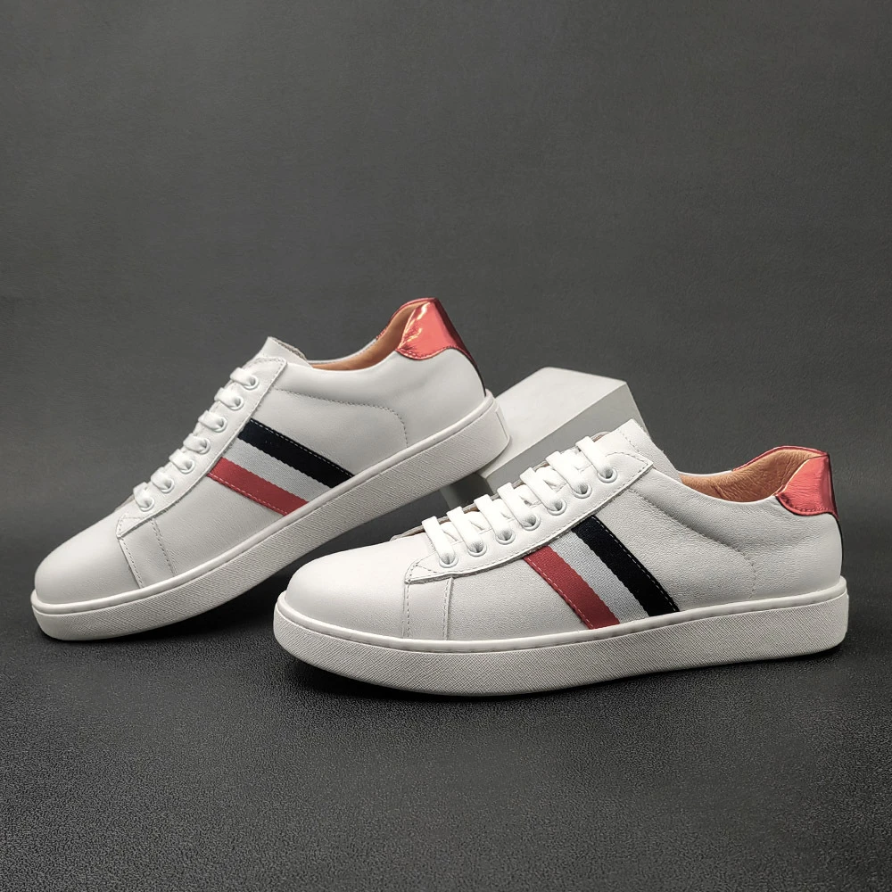 男士休闲鞋真皮板鞋男款潮流百搭鞋子欧洲站男鞋轻奢一脚蹬懒人鞋