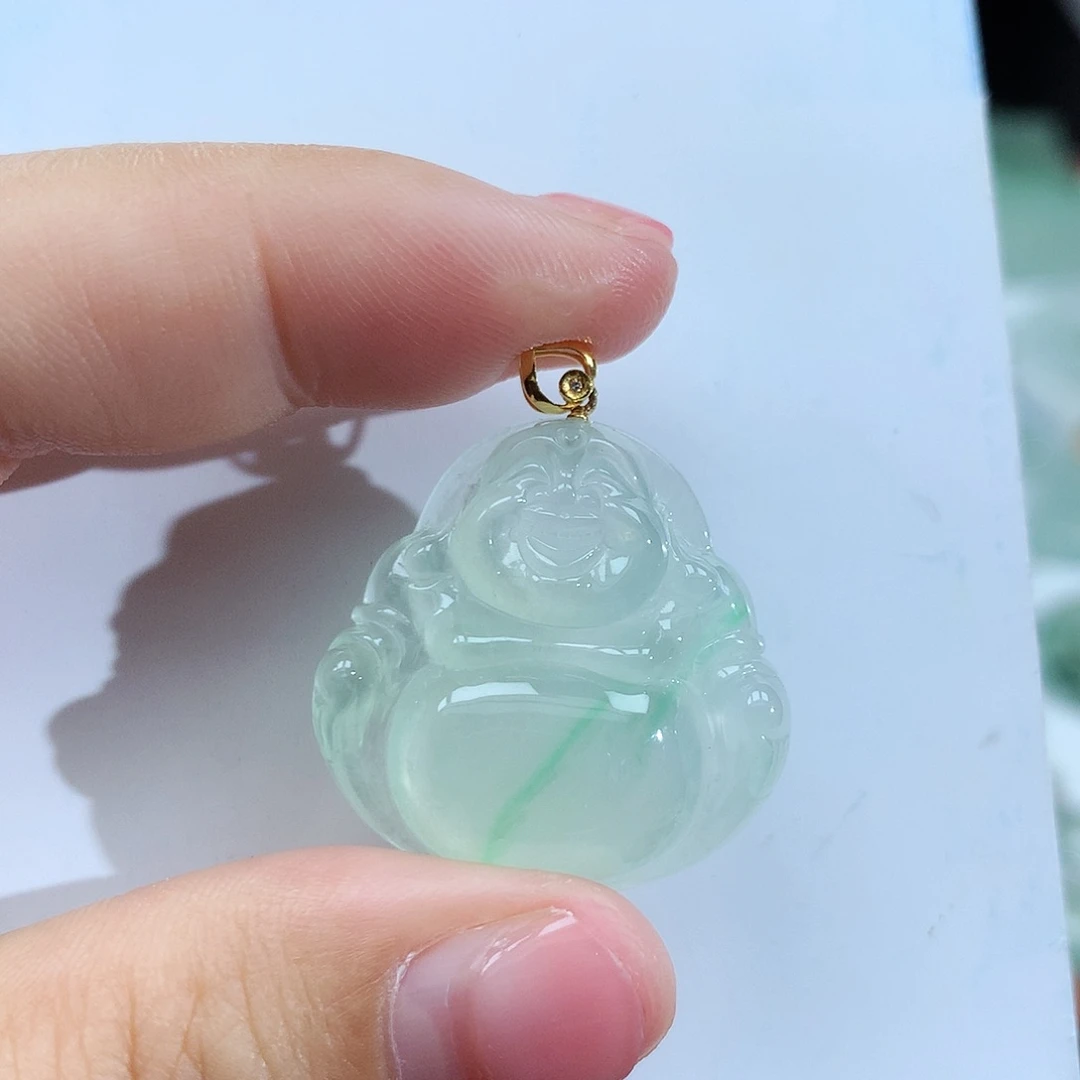 翡翠颈饰18K金镶嵌佛