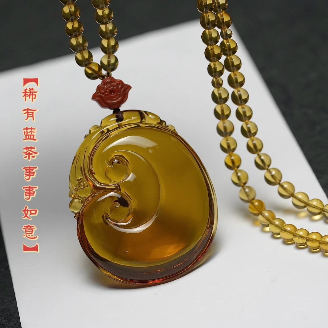 蓝珀吊坠事事如意天然原矿高蓝茶色气质挂坠手工雕刻百搭琥珀项链