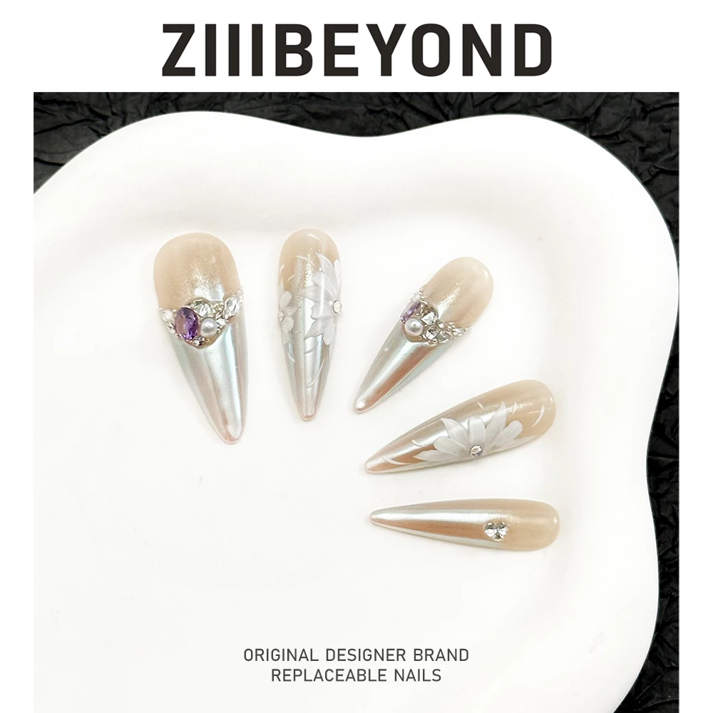 再变【在云端】纯手工穿戴甲粉色甜美闪钻炫酷美甲长杏仁ZB121