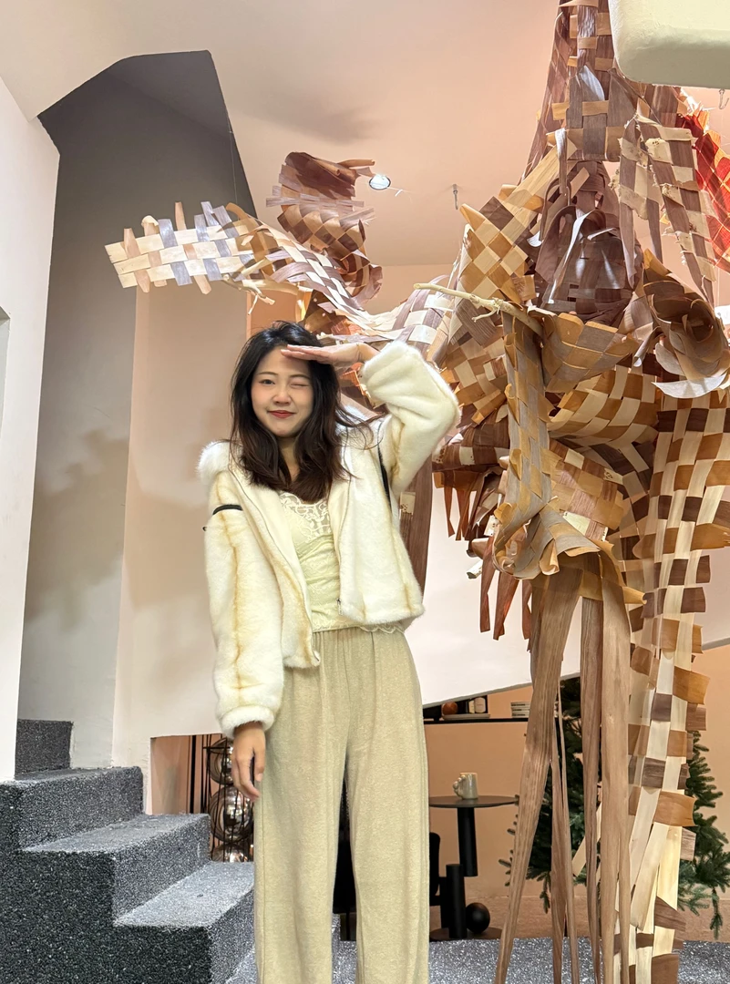 环保水貂毛毛大毛领2024冬季厚实连帽保暖高级感仿皮草短款外套