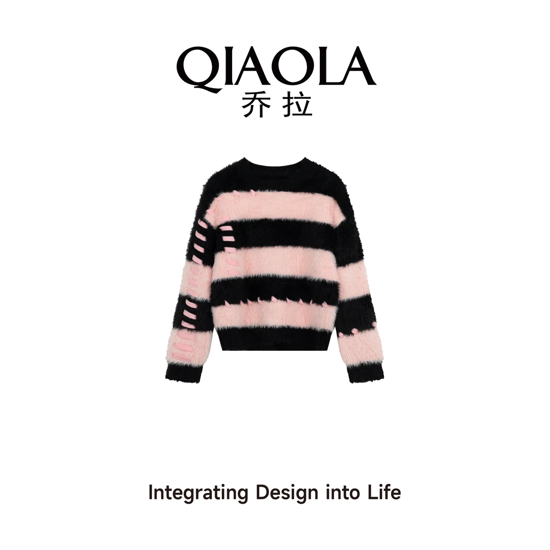 QIAOLA/乔拉【烘焙千层】秋冬季仿貂北极绒条纹绑带设计师毛衣预售