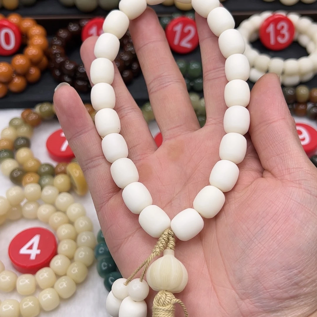 【闪购商品】菩提根/象牙果手串j***y