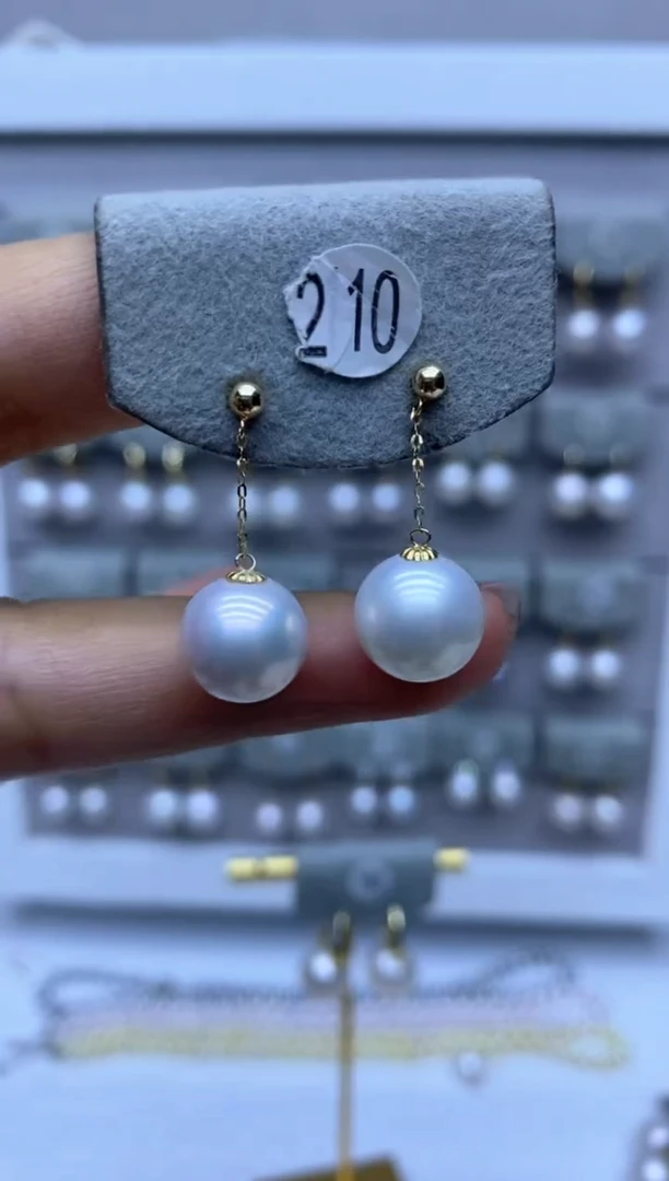 【闪购商品】淡水珍珠耳饰18K金镶嵌210