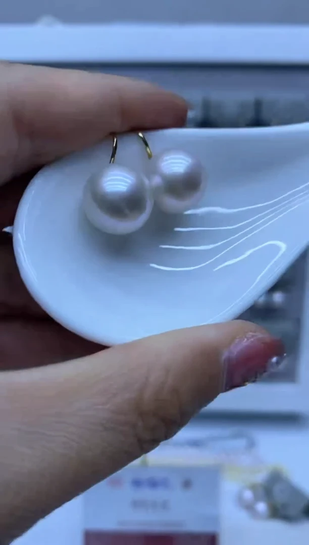 【闪购商品】淡水珍珠耳饰18K金镶嵌465