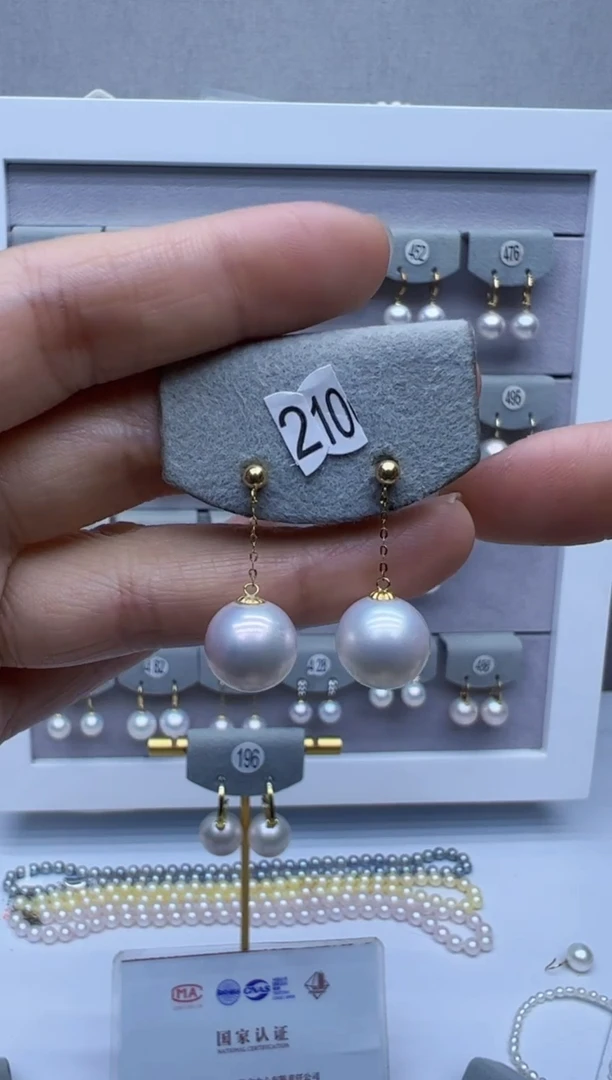 【闪购商品】淡水珍珠耳饰18K金镶嵌210