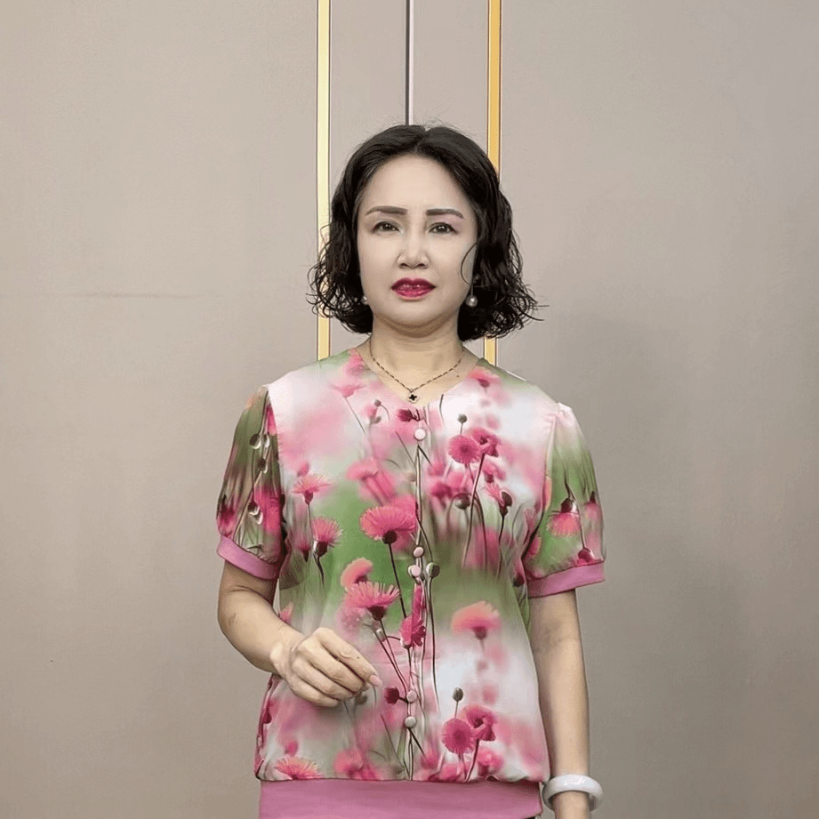 奶奶夏季圆领衬衫60岁老太太短款小衫短袖70中老年人女装上衣妈妈