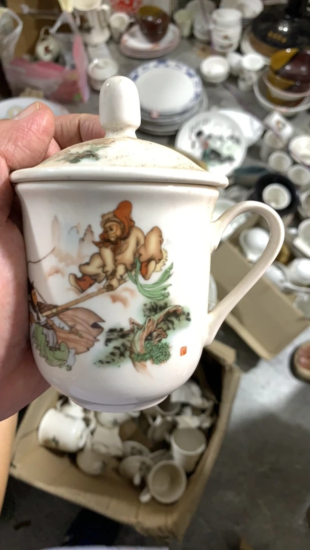 三打白骨精画片盖杯/茶杯（微瑕：干裂、小黑点，完美者慎拍）