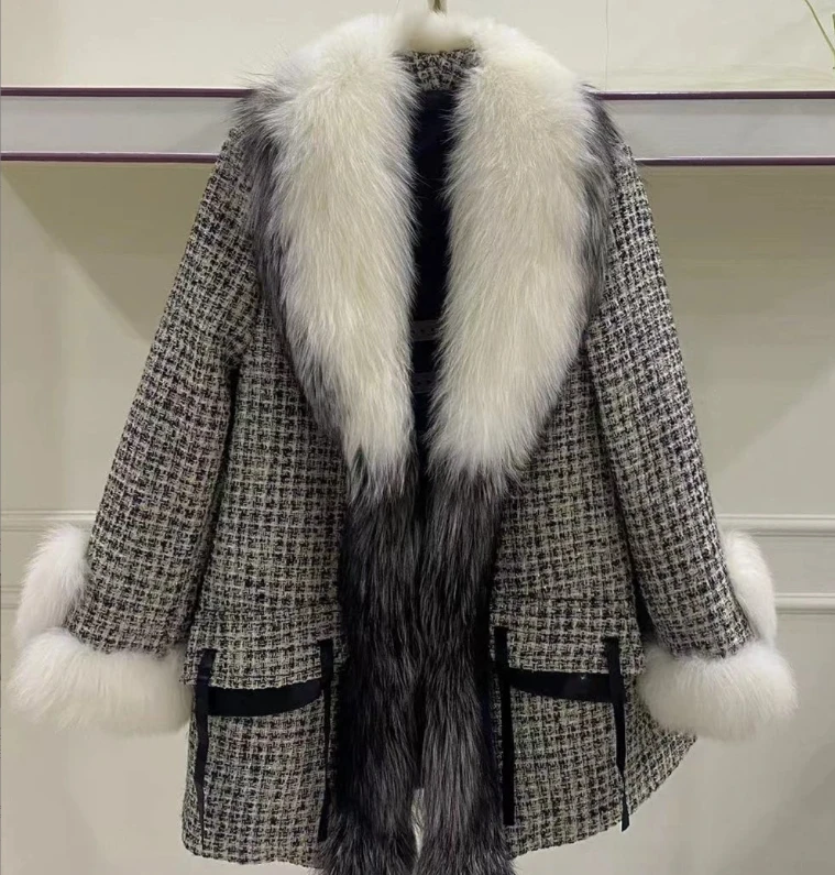 【晶姐专属】气质羊毛新款狐狸毛长款大衣女装外套