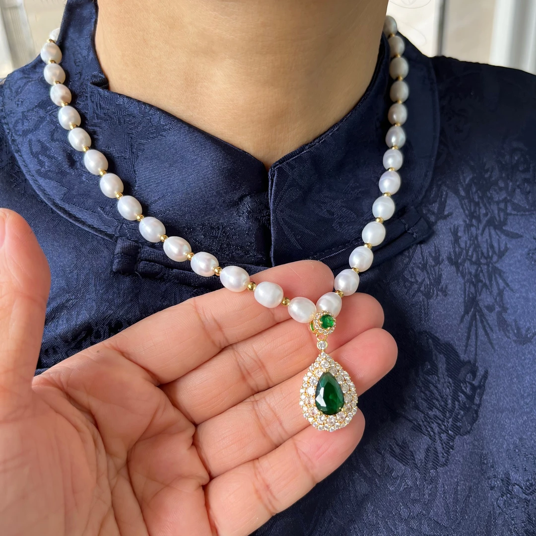 天然珍珠项链    绿色水滴吊坠 卡6-7MM