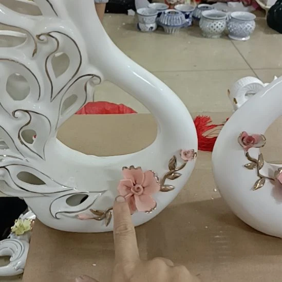 【闪购商品】陶瓷摆件薰**习