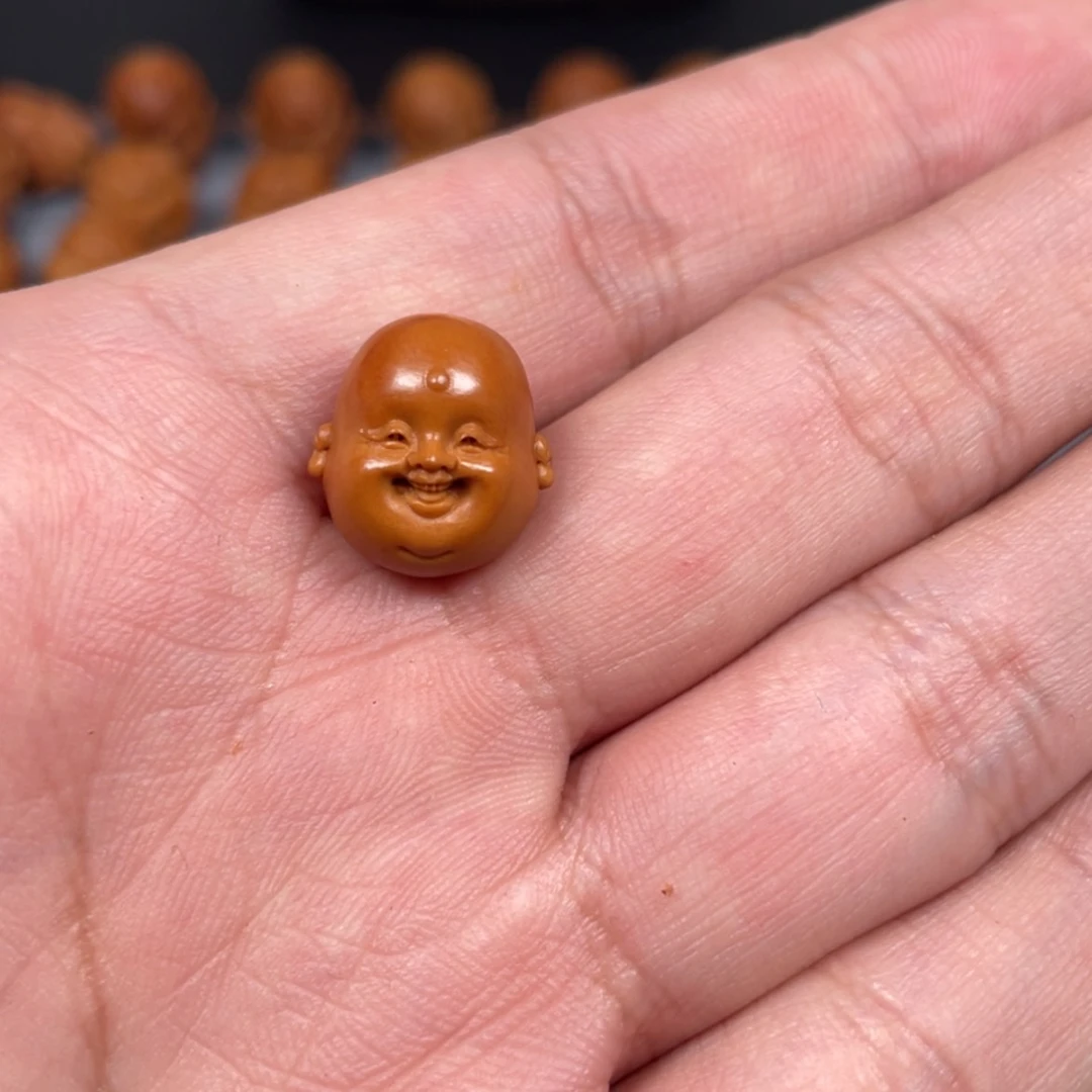 【闪购商品】橄榄核核雕李*天