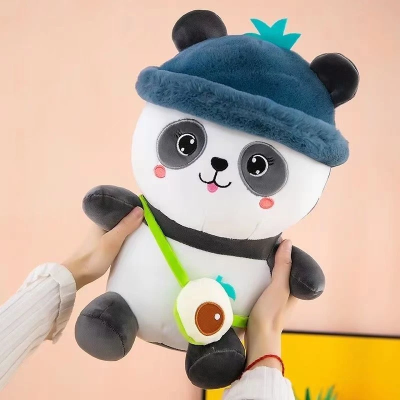 可爱呆萌胖墩公仔牛油果熊猫背包熊猫开心带帽熊猫憨憨墩墩柔软