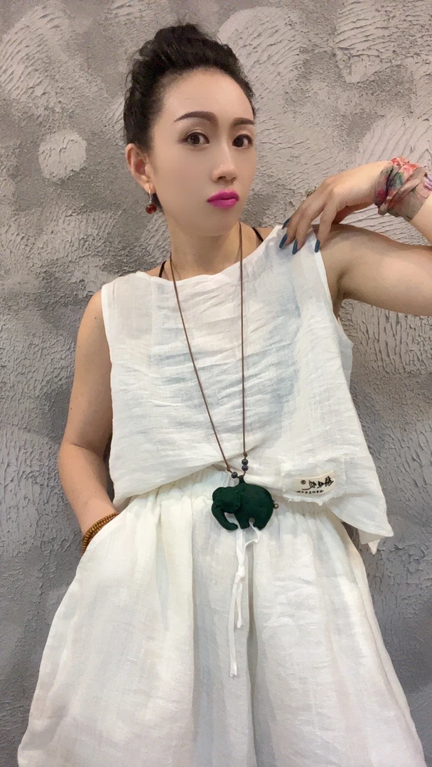 原创早秋款白色亚麻休闲背心套装