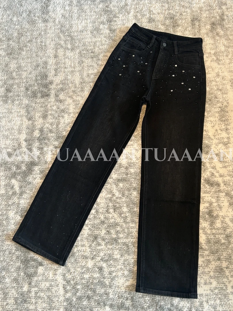 TUAAAAN“夜星”黑牛百搭直筒弹力满钻牛仔裤