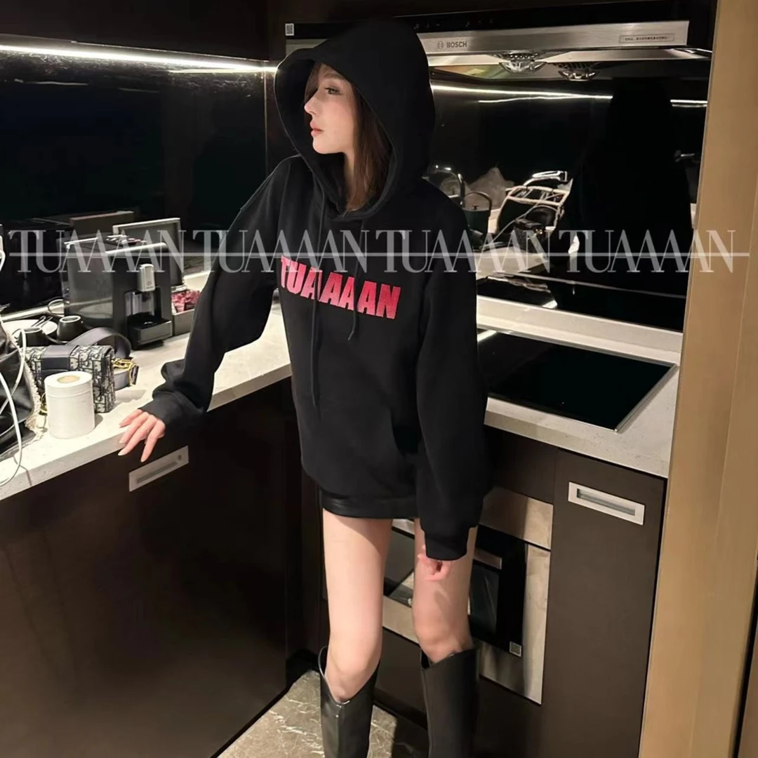 TUAAAAN高级感”渐变“字母宽松男女同款连帽卫衣