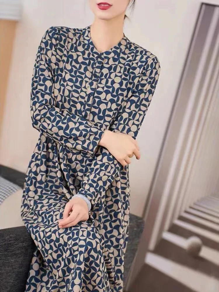 DASHYO黛熙~1311时尚复古方形棋盘格双面穿连衣裙